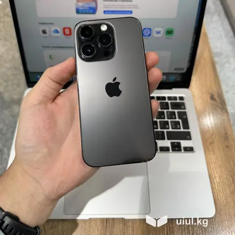 IPhone 14 Pro, Б/у, 256 ГБ, Jet Black, Защитное стекло, Чехол, 86 %