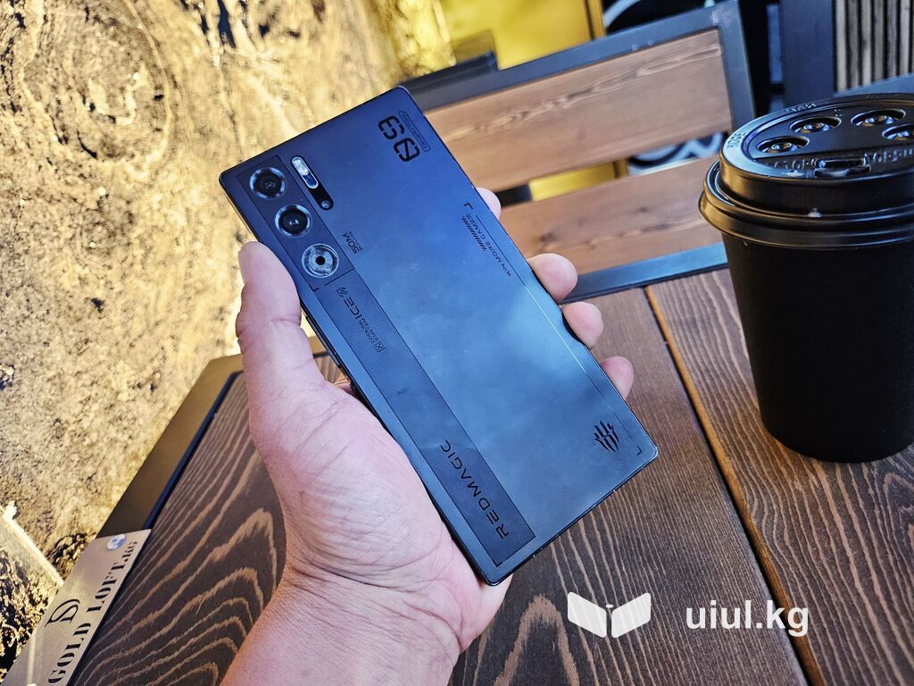 ZTE Axon 9 Pro, Б/у, 256 ГБ, цвет - Черный, 1 SIM, 2 SIM