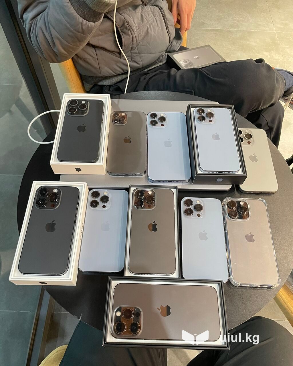 IPhone 13 Pro, Б/у, 128 ГБ, Черный, Защитное стекло, Чехол, Коробка, В рассрочку, 95 % 1 из 1