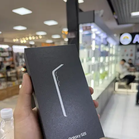 Samsung Galaxy S25, Новый, 128 ГБ, цвет - Серый, В рассрочку, 1 SIM, eSIM