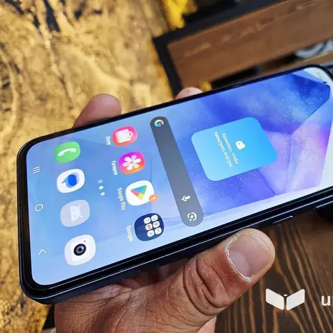 Samsung Galaxy A55 5G, Б/у, 128 ГБ, цвет - Синий, eSIM, 2 SIM, 1 SIM