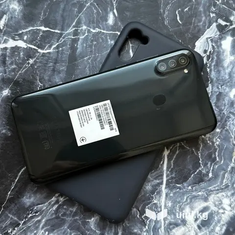 Samsung Galaxy A11, Б/у, 32 ГБ, цвет - Серый, 2 SIM