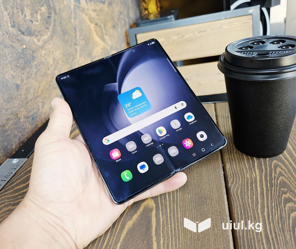Samsung Galaxy Z Fold 5, Б/у, 512 ГБ, цвет - Черный, 2 SIM