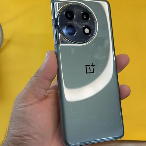 OnePlus 11, Б/у, 256 ГБ, 2 SIM