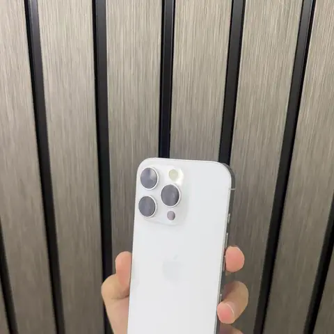 IPhone 16 Pro, Б/у, 128 ГБ, Белый, Защитное стекло, Чехол, Коробка, В рассрочку, 91 %