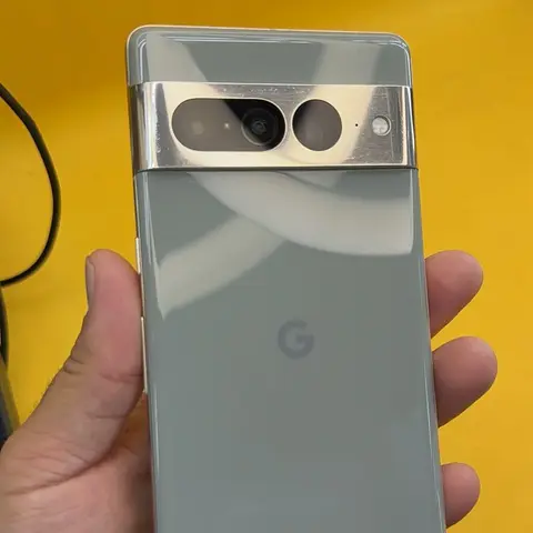 Google Pixel 7 Pro, Б/у, 256 ГБ, 1 SIM, eSIM