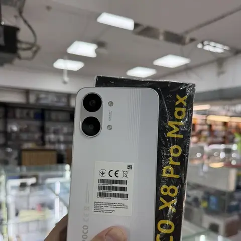 POCO X8 Pro Max, белый цвет Ключевые характеристики: - Память: 256 ГБ
