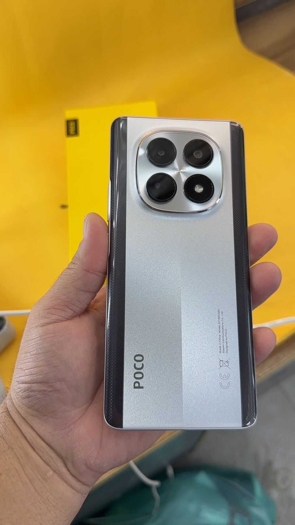Poco M8, Б/у, 256 ГБ, 2 SIM