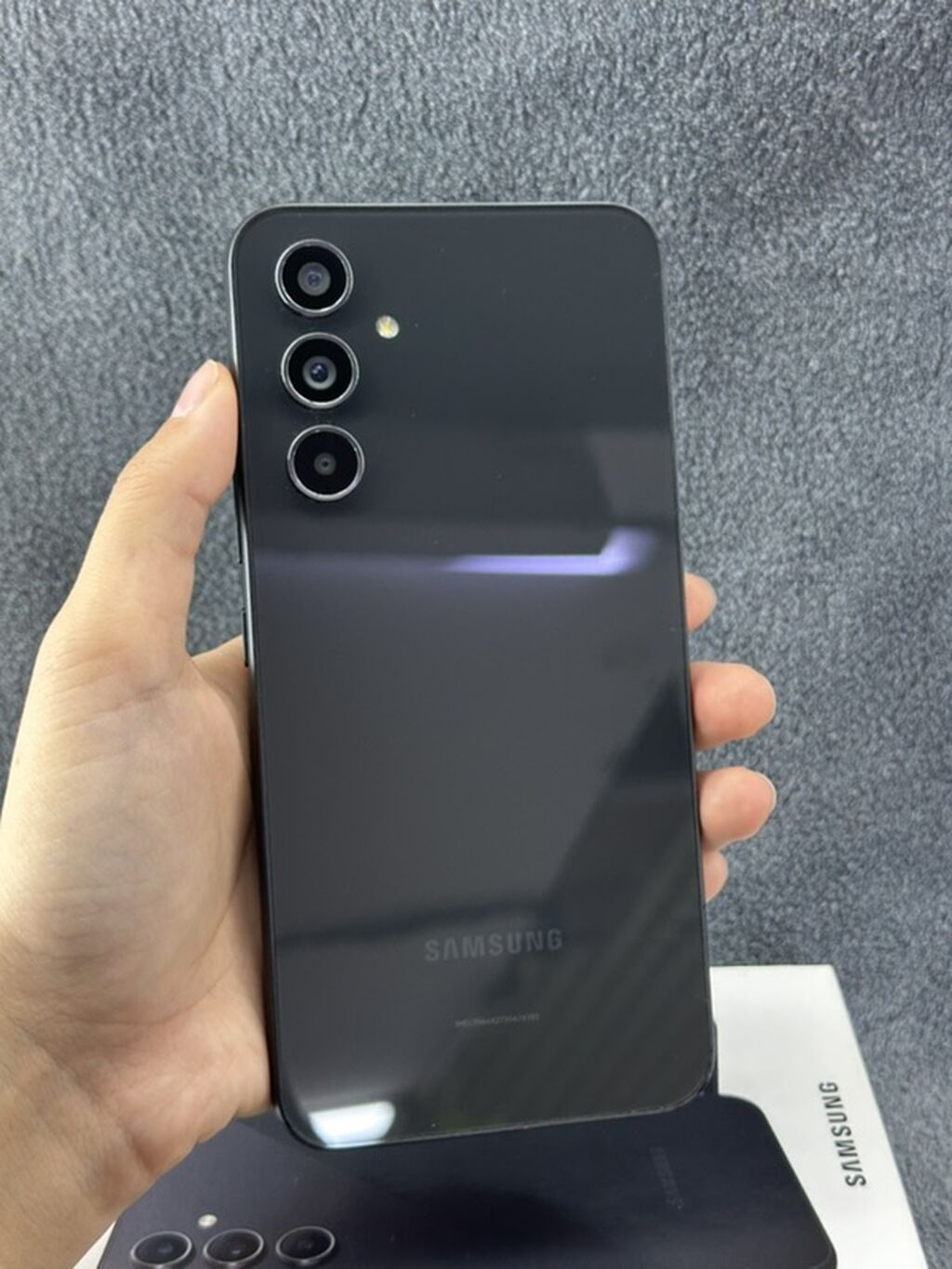 Samsung Galaxy A54 5G, Б/у, 128 ГБ, цвет - Черный, В рассрочку