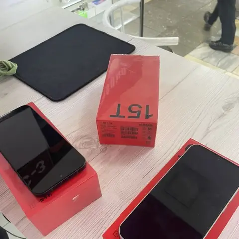 🇨🇳OnePlus 15 12/256-67500c 🇨🇳OnePlus 15 16/256-69500c 🇨🇳OnePlus 15