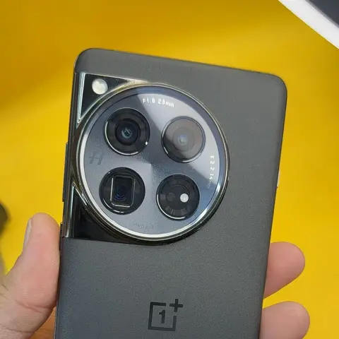OnePlus 12, Б/у, 1 ТБ, 2 SIM