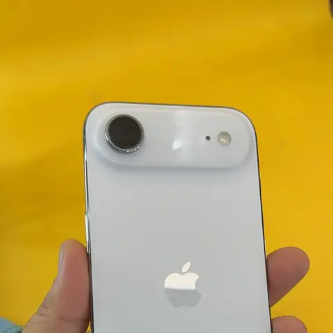 IPhone Air, Б/у, 256 ГБ, 93 %